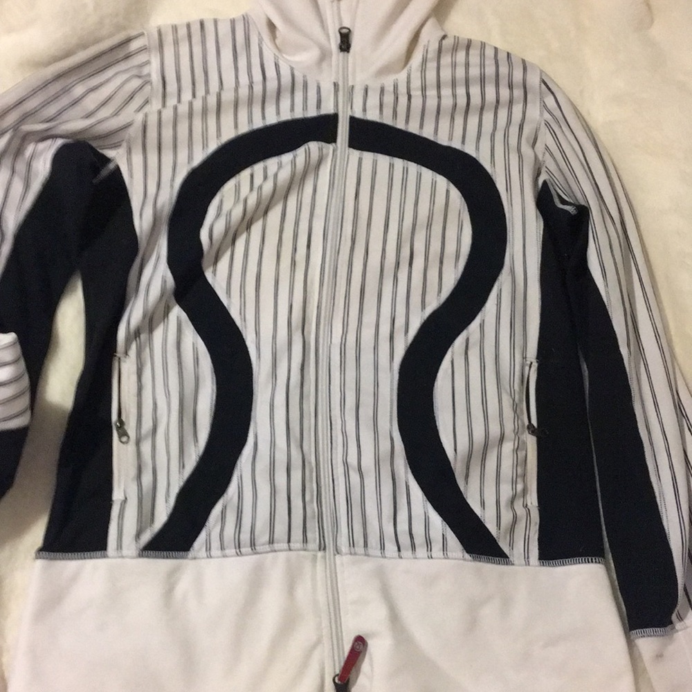 Lululemon Jacket/top